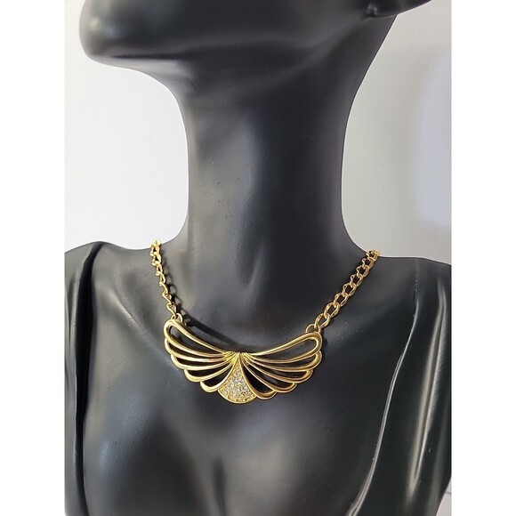 Vintage Necklace Wings Gold Tone White Crystals Chain Jewelry Costume - Picture 5 of 15